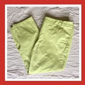❣️2/$20❣️ New York & Company Lime Green Capris